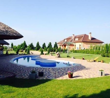 فندق Maetok Country Club Petrovo المظهر الخارجي الصورة